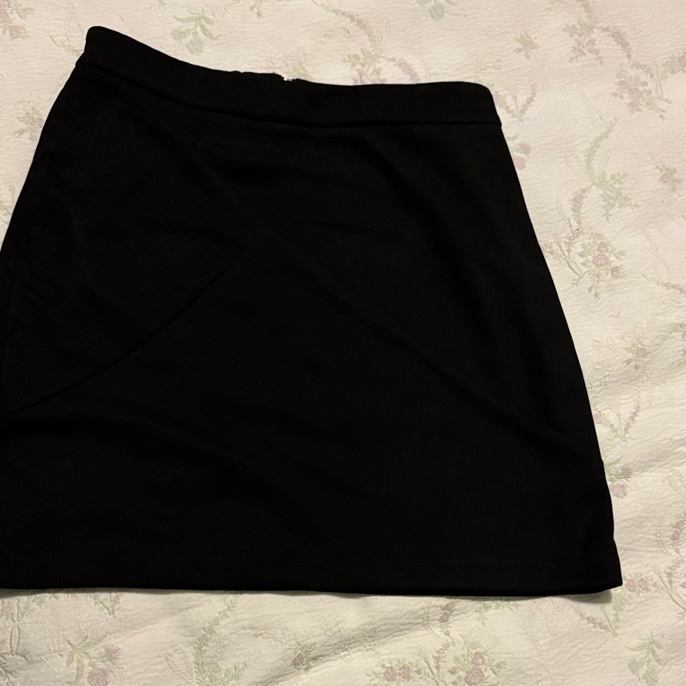 Simplee Apparel Elegant Black Aline Mini Skirt - XL